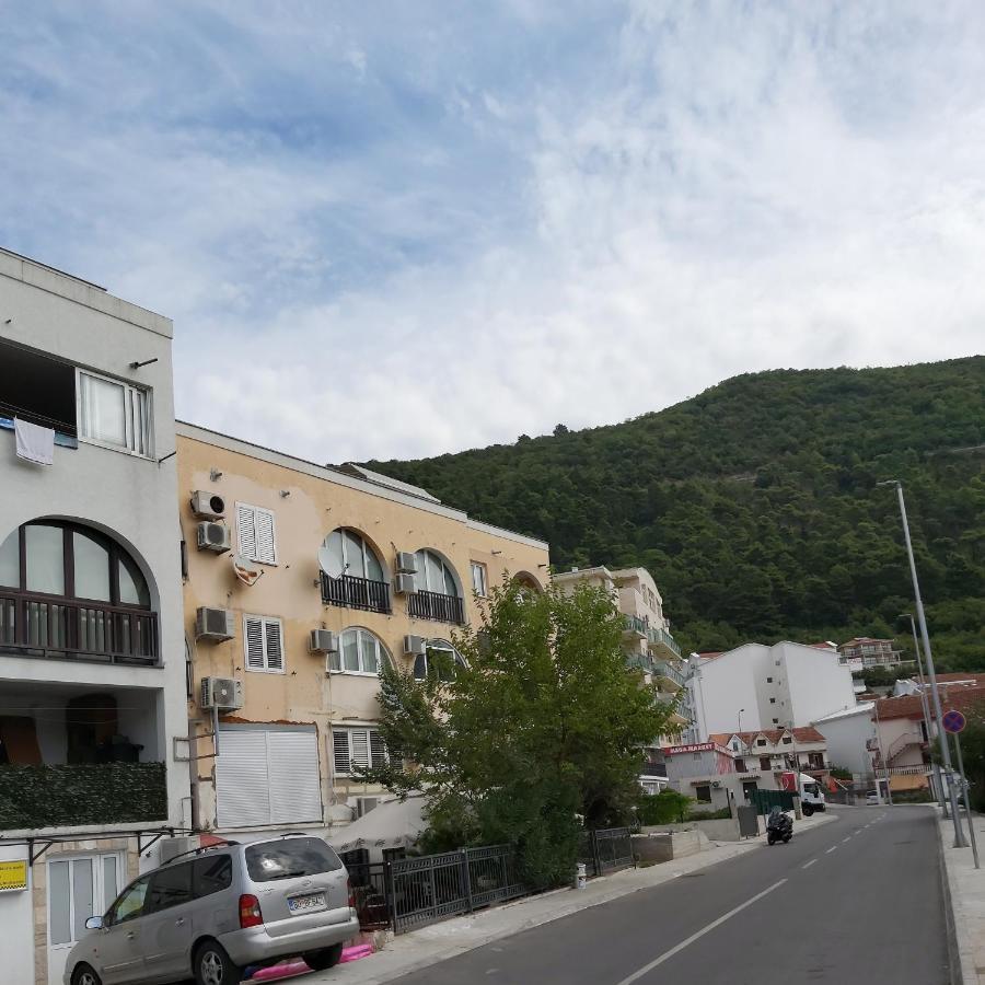 Suncani Apartman 1-Vila Amfora Budva Exteriör bild